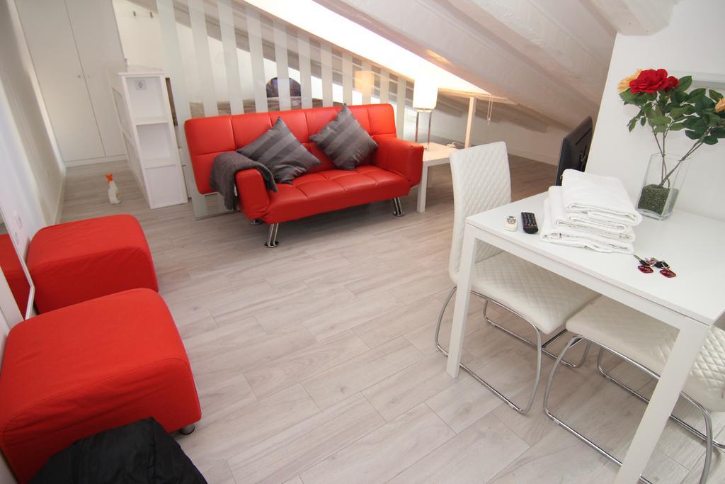 Apartamento Atico En Puerta Del Sol Madrid Exterior photo