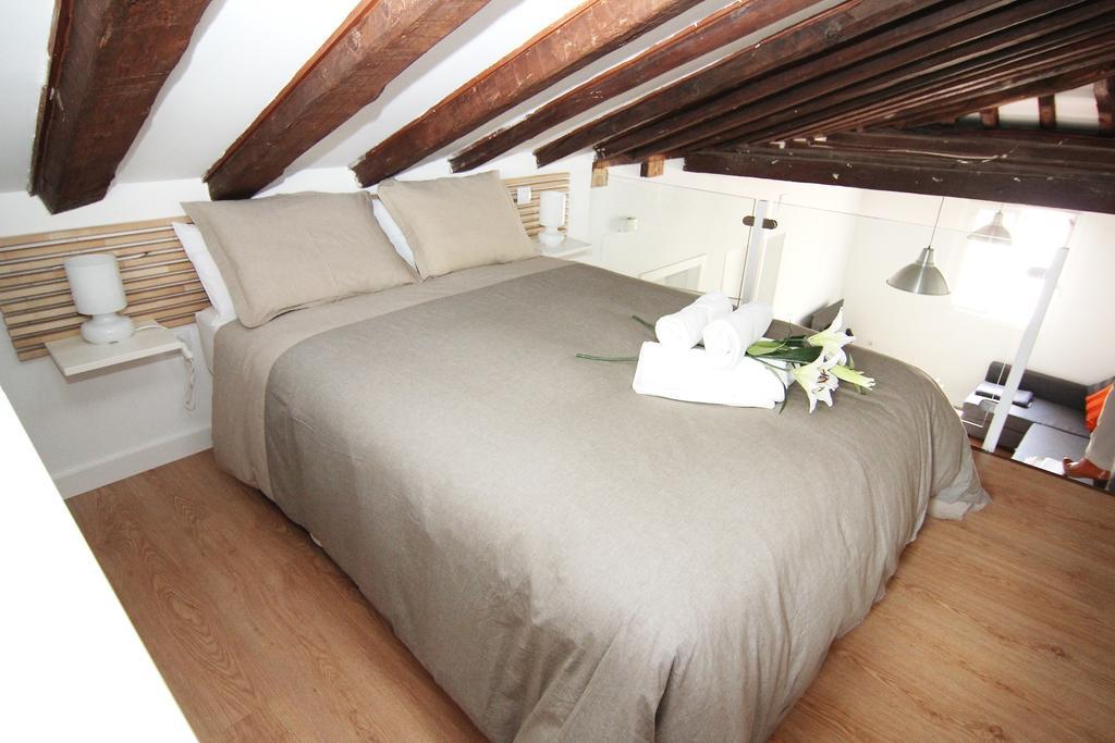 Apartamento Atico En Puerta Del Sol Madrid Exterior photo